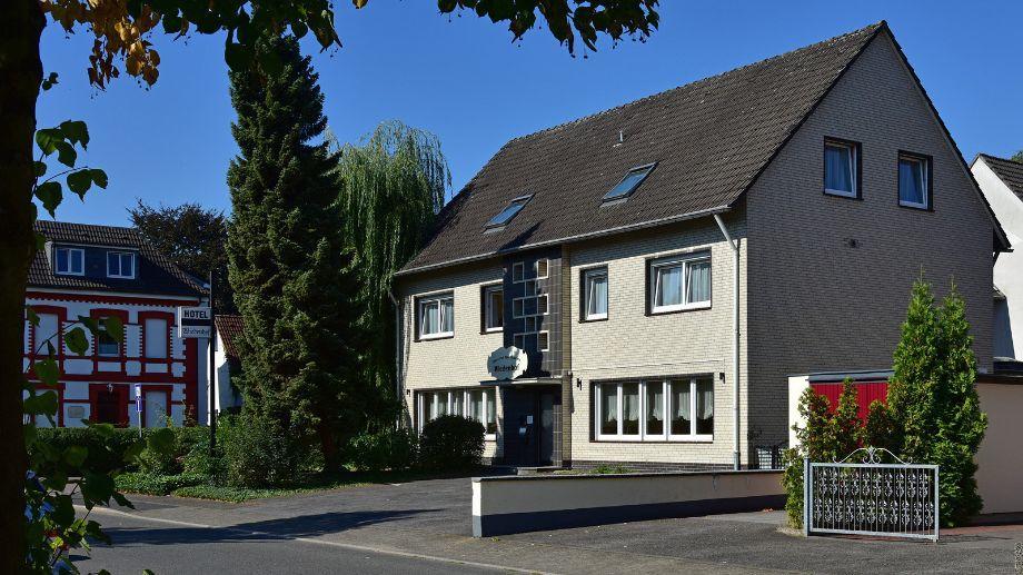 Hotel Wiedenhof Hilden Exterior photo